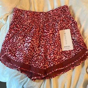 Athleta Mesh Racer Run High Rise 3” short size XS